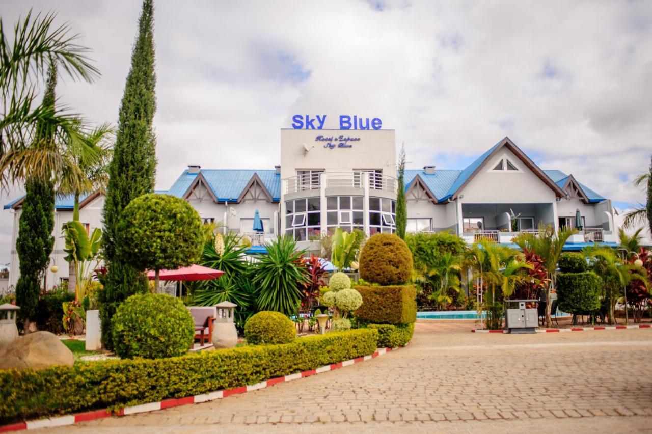 Hotel Sky Blue Mada Alasora Kültér fotó