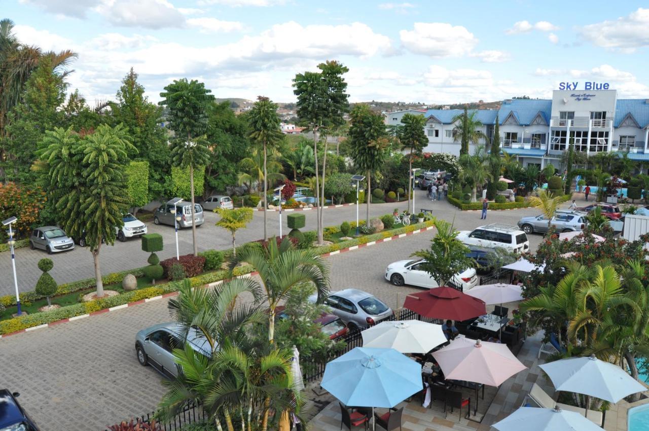 Hotel Sky Blue Mada Alasora Kültér fotó