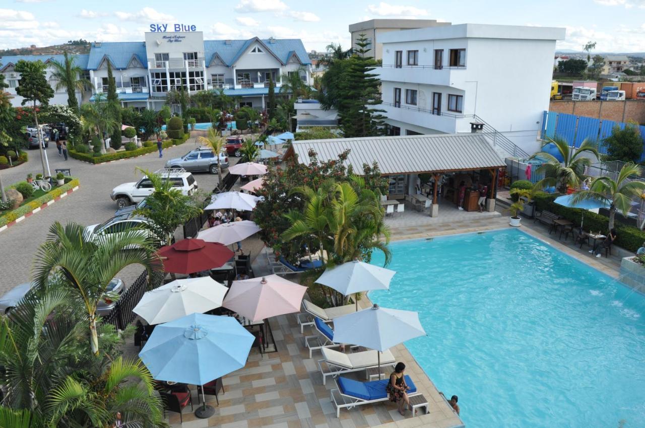 Hotel Sky Blue Mada Alasora Kültér fotó