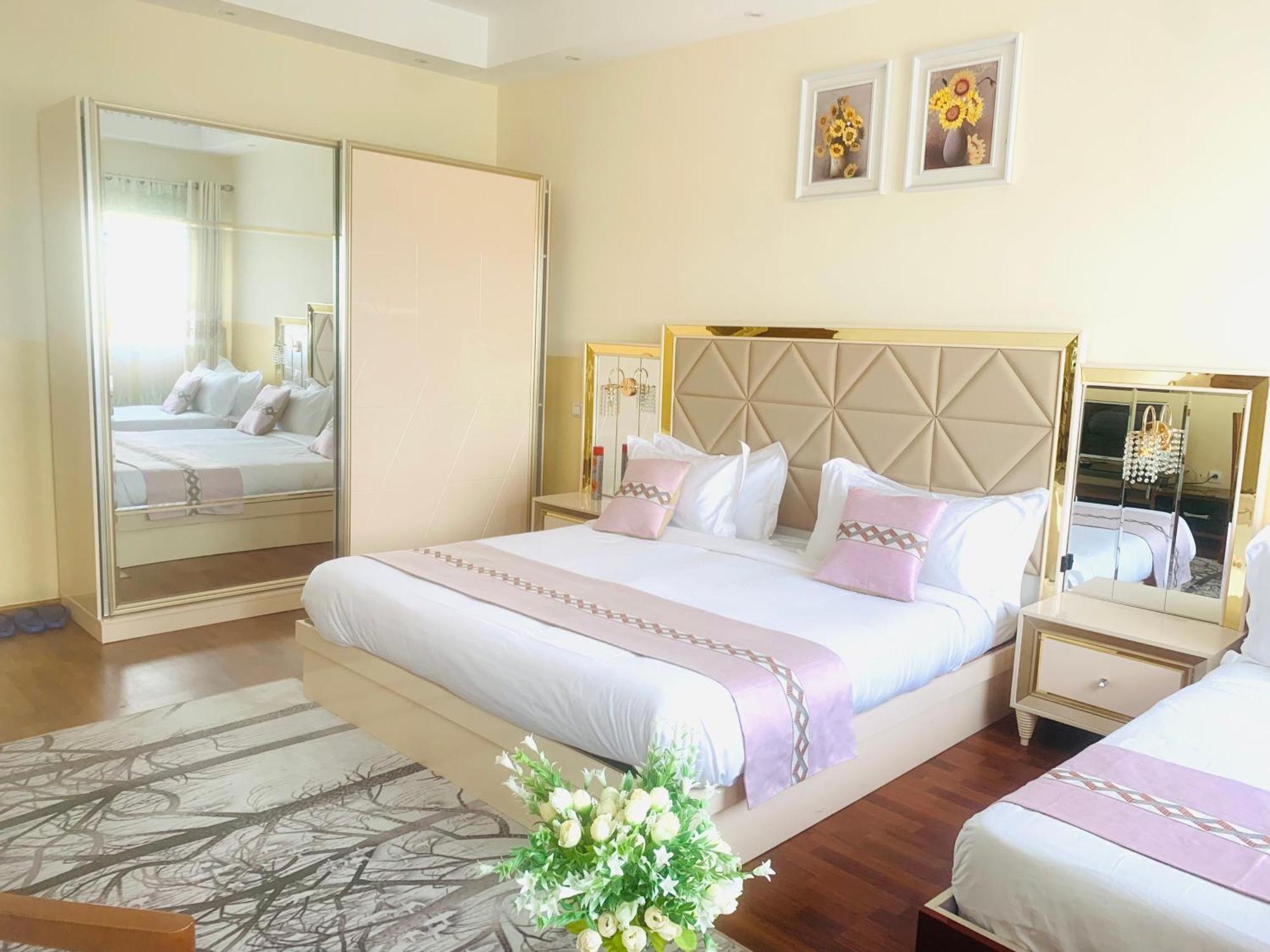 Hotel Sky Blue Mada Alasora Kültér fotó