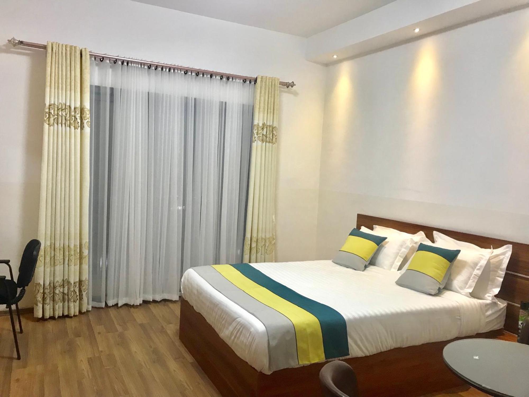 Hotel Sky Blue Mada Alasora Kültér fotó